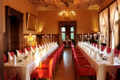 Festsaal_2_Tafeln