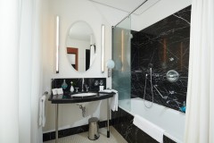 Schloss_Eckberg_Zi407_300522_110